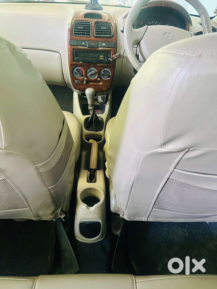 2009 Hyundai Accent Manual
