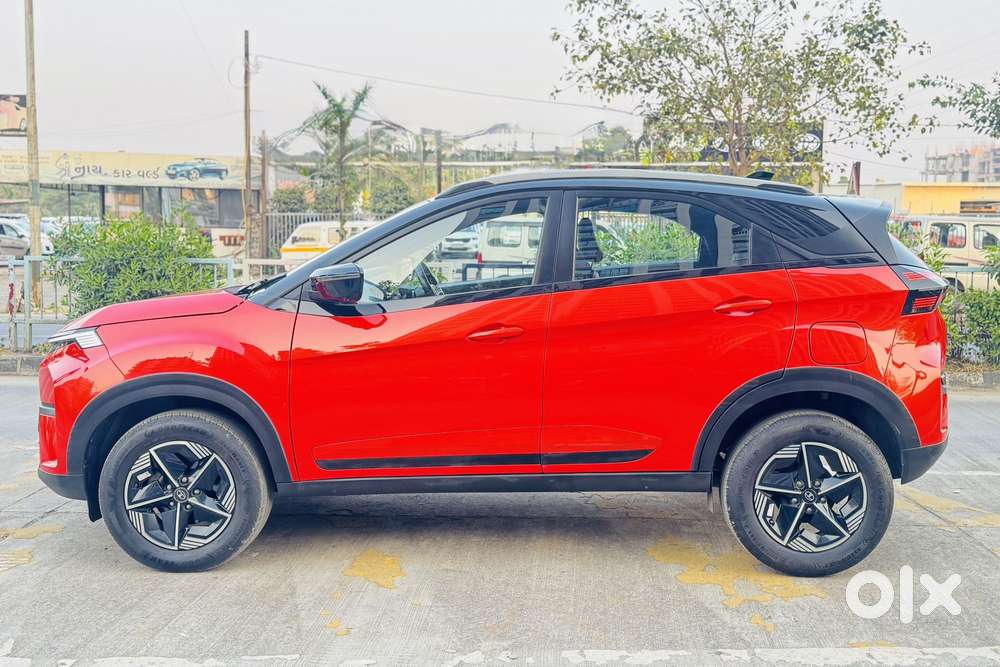 Tata Nexon Fearless Plus 1.2 Revotron Petrol 6 Mt, 2024, Diesel