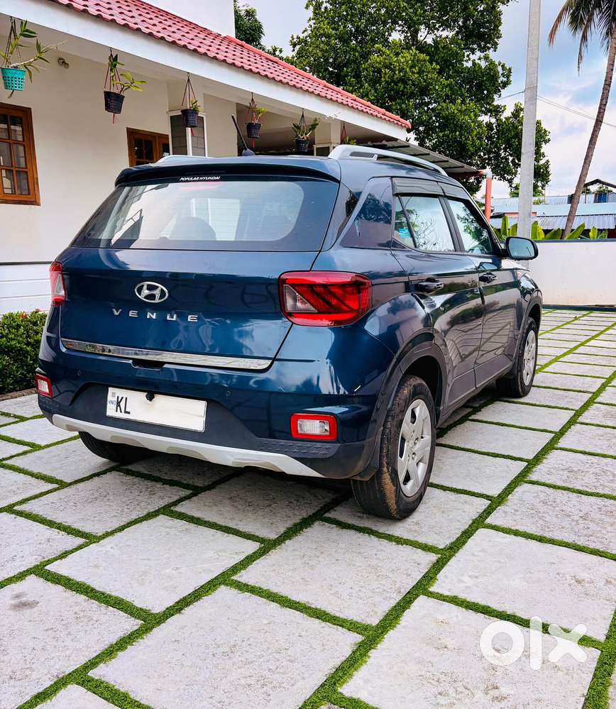 Hyundai Venue S Mt 1.2 Kappa, 2022, Petrol