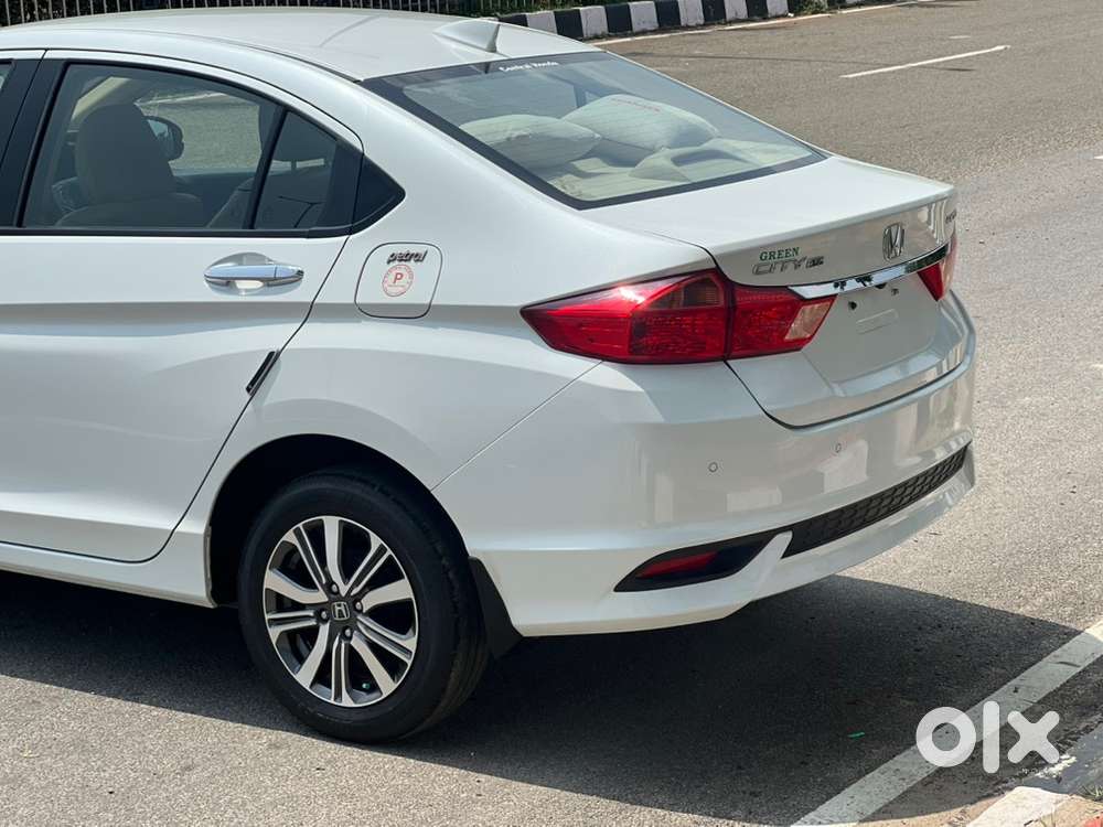 Honda City 2022 Petrol Showroom Condition