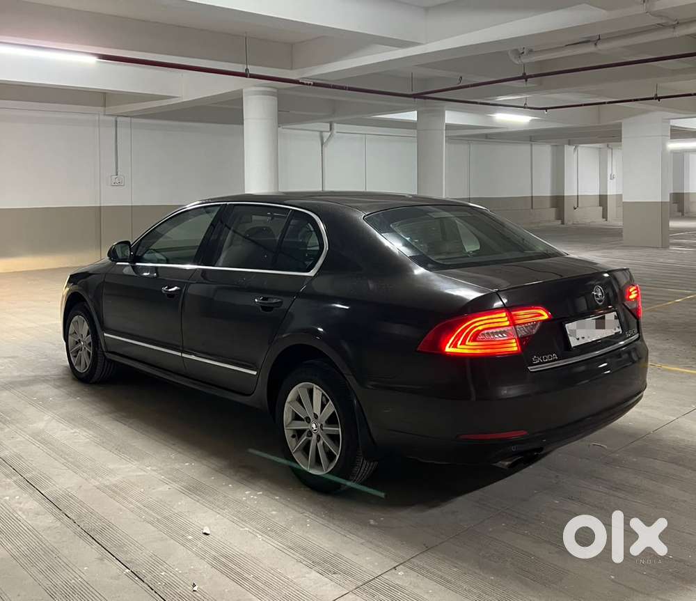 Skoda Superb 2.5 Elegance Tdi At, 2015, Diesel