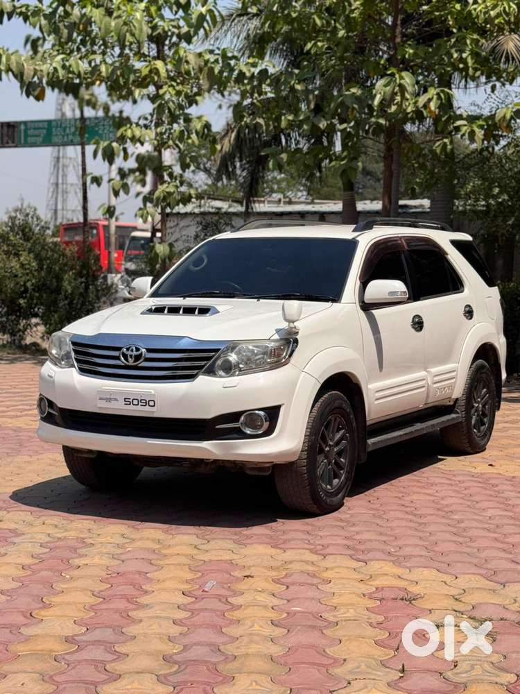 Toyota Fortuner 3.0 4x2 Mt, 2015, Diesel