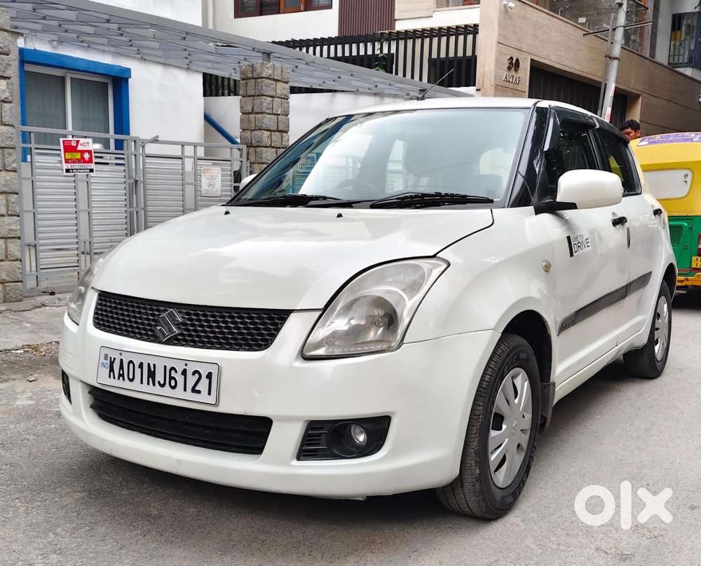 Maruti Suzuki Swift Vxi Bsiii, 2011, Petrol