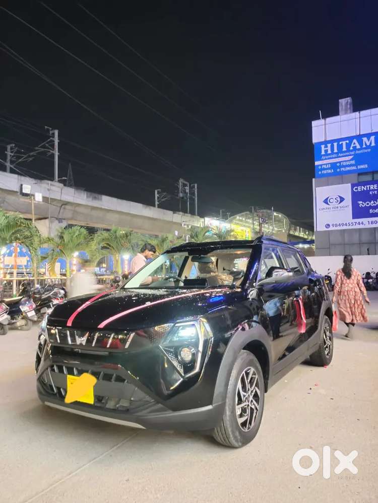 Xuv 3xo Ax5 Diesel Amt Well Maintained