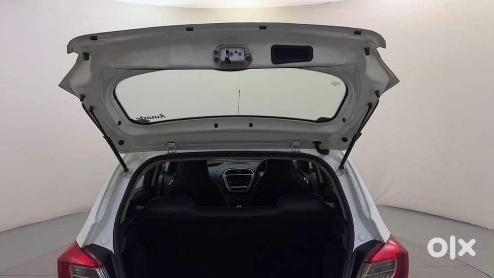 Tata Tiago 1.2 Revotron Xt, 2016, Petrol