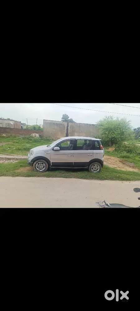 Mahindra Nuvosport 2016 Diesel 118000 Km Driven
