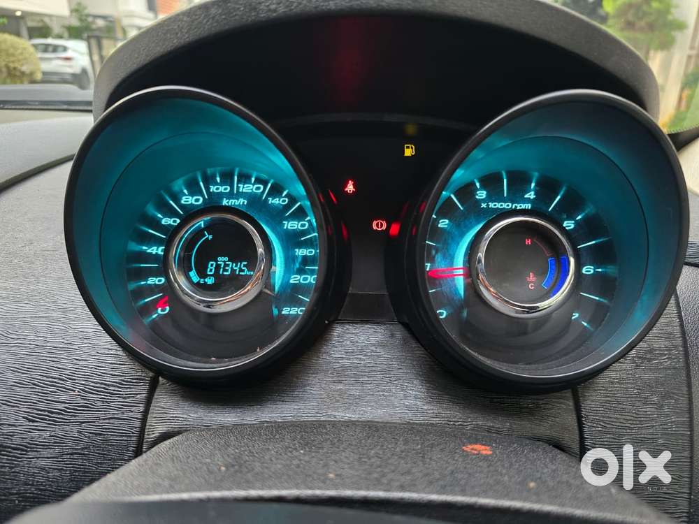 Mahindra Xuv500 W4, 2015, Diesel