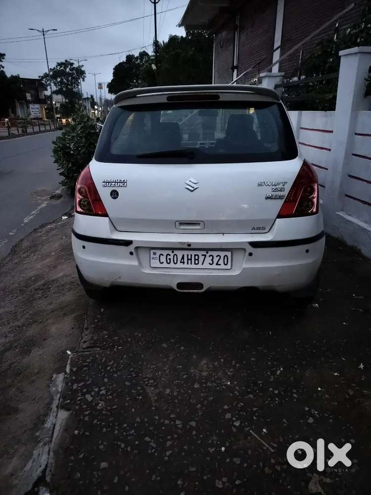 Maruti Suzuki Swift Zxi Plus 2011 Petrol Well Maintained