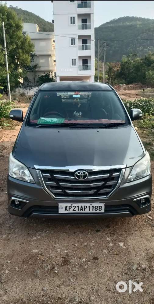 Toyota Innova 2.5 Vx 2012