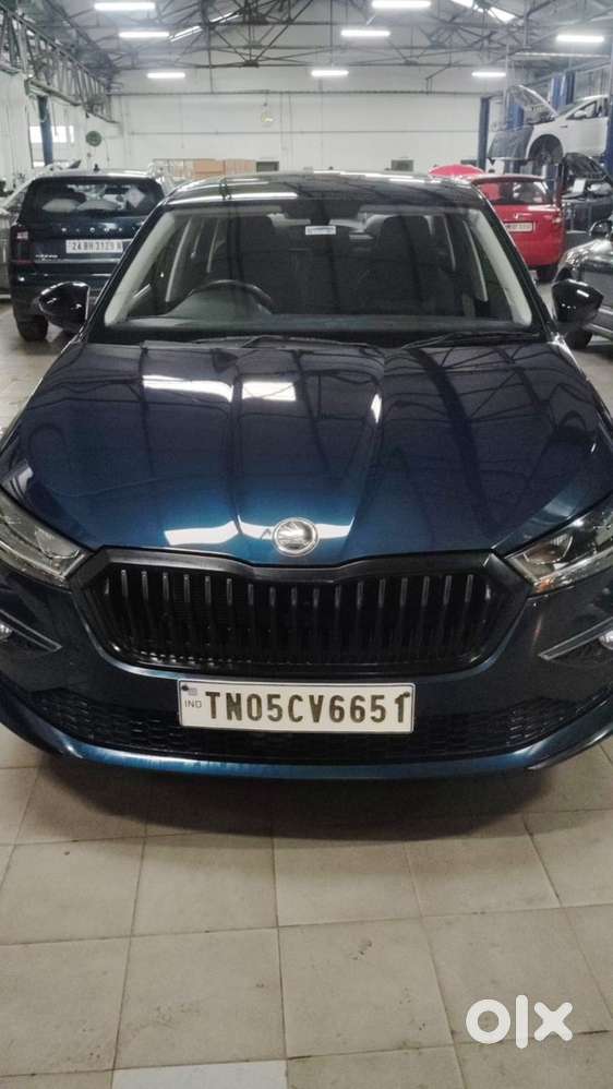 Skoda Slavia Petrol 2025