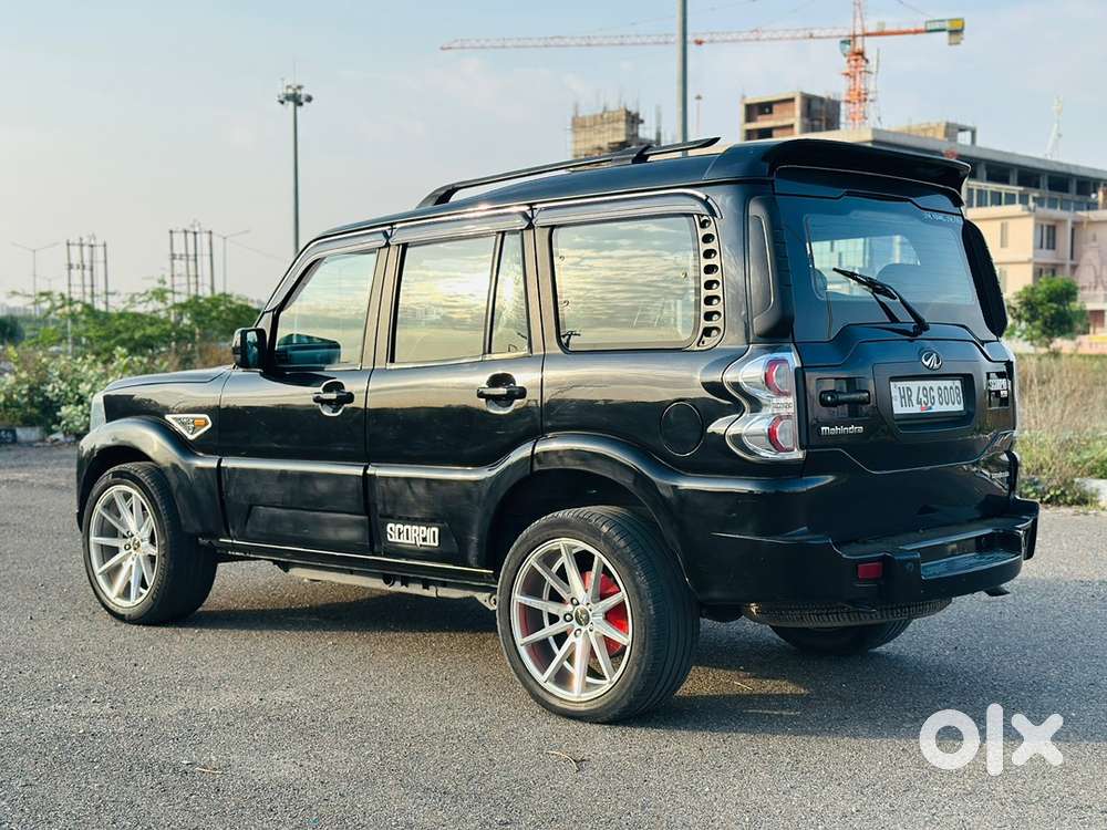 Mahindra Scorpio Diesel 2017
