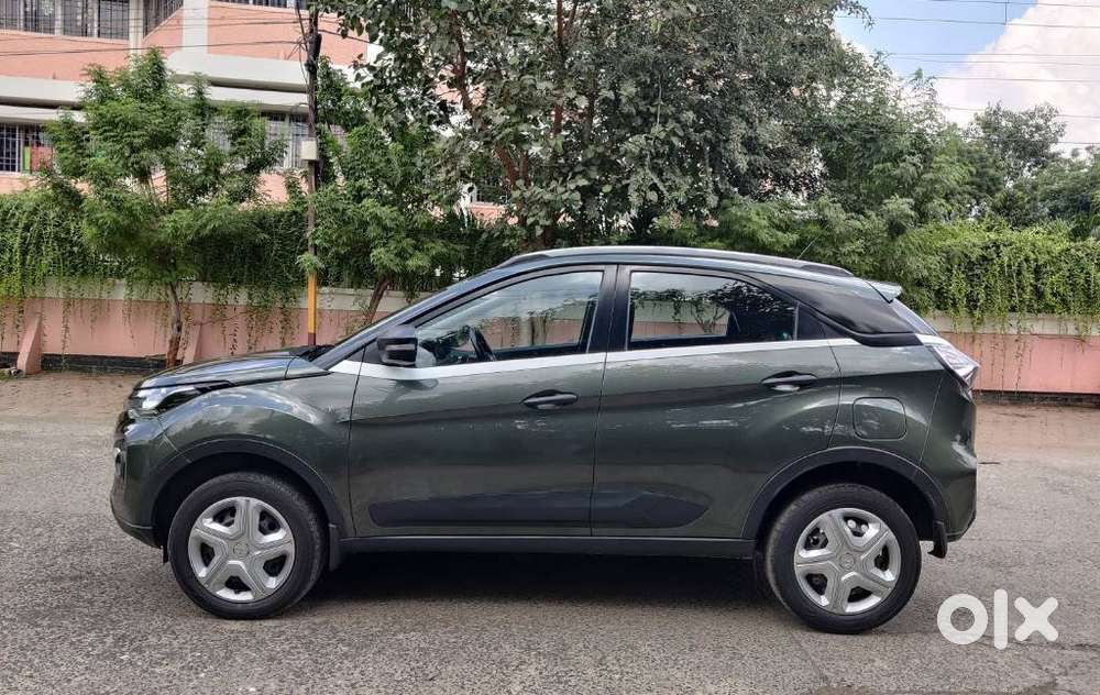 Tata Nexon 1.5 Revotorq Xm (s), 2022, Diesel