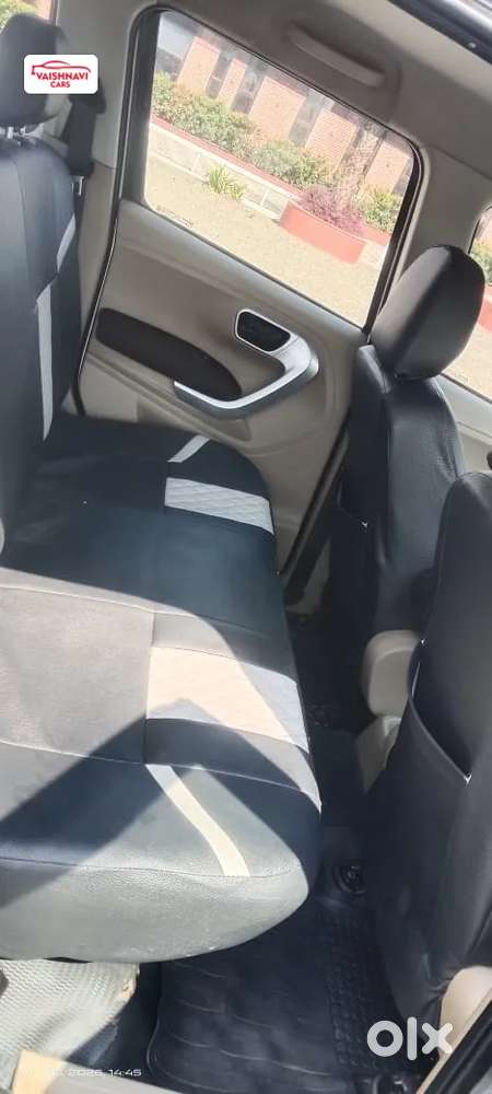 Mahindra Tuv 300 Mhawk100 T8, 2018, Diesel