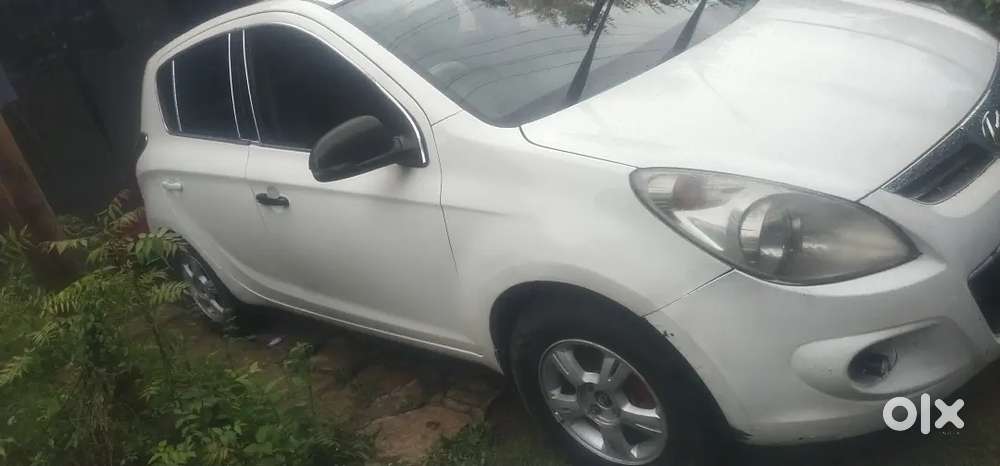 Hyundai I20 Model- 11/2010 Diesel 132000 Km Driven