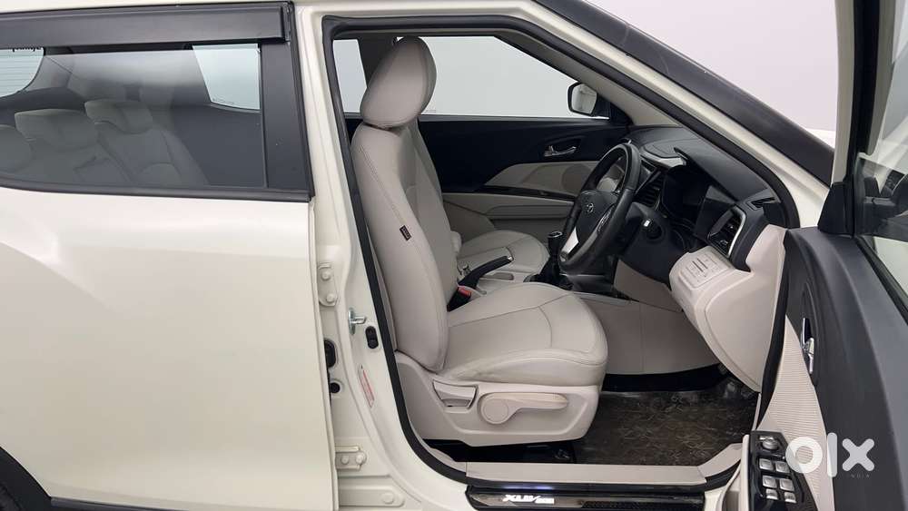 Mahindra Xuv300 W8 Option, 2021, Petrol