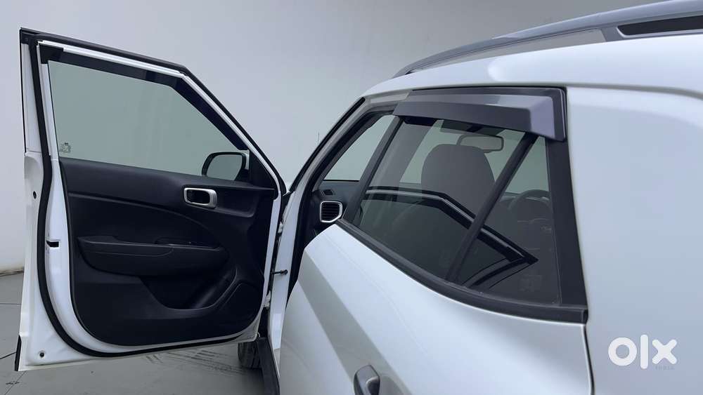 Hyundai Venue Sx Plus Turbo Dct, 2022, Petrol
