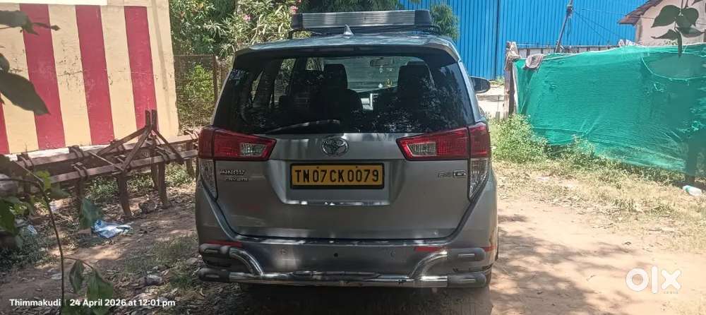 Toyota Innova Crysta 2.4 G Bs4 2017
Diesel