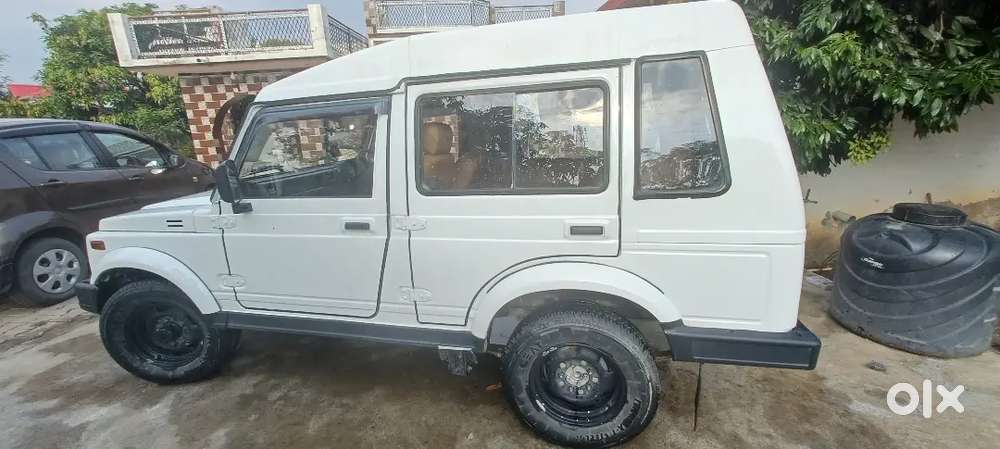Maruti Gypsy Hardtop 4 Door ,powerstering ,heater , Free Wheel Hub