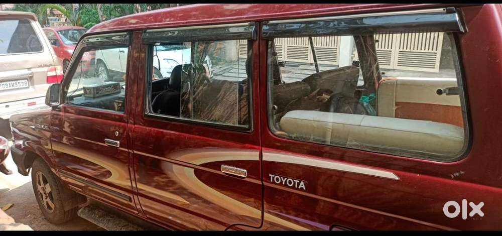 Toyota Qualis 2.4d Fs