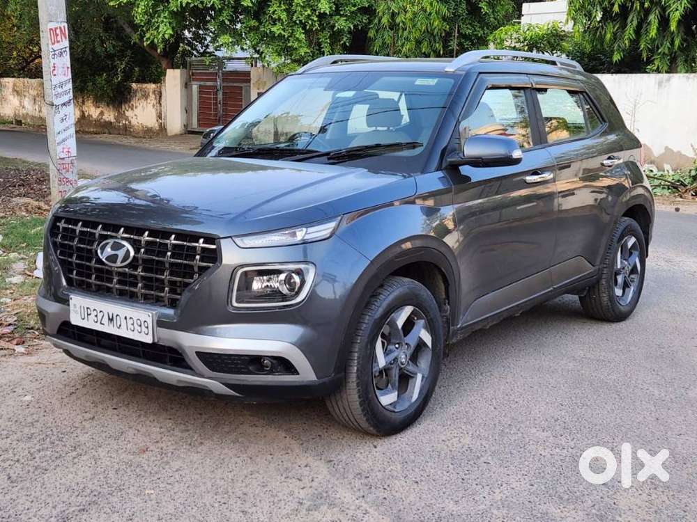 Hyundai Venue Sx Dual Tone, 2022, Diesel