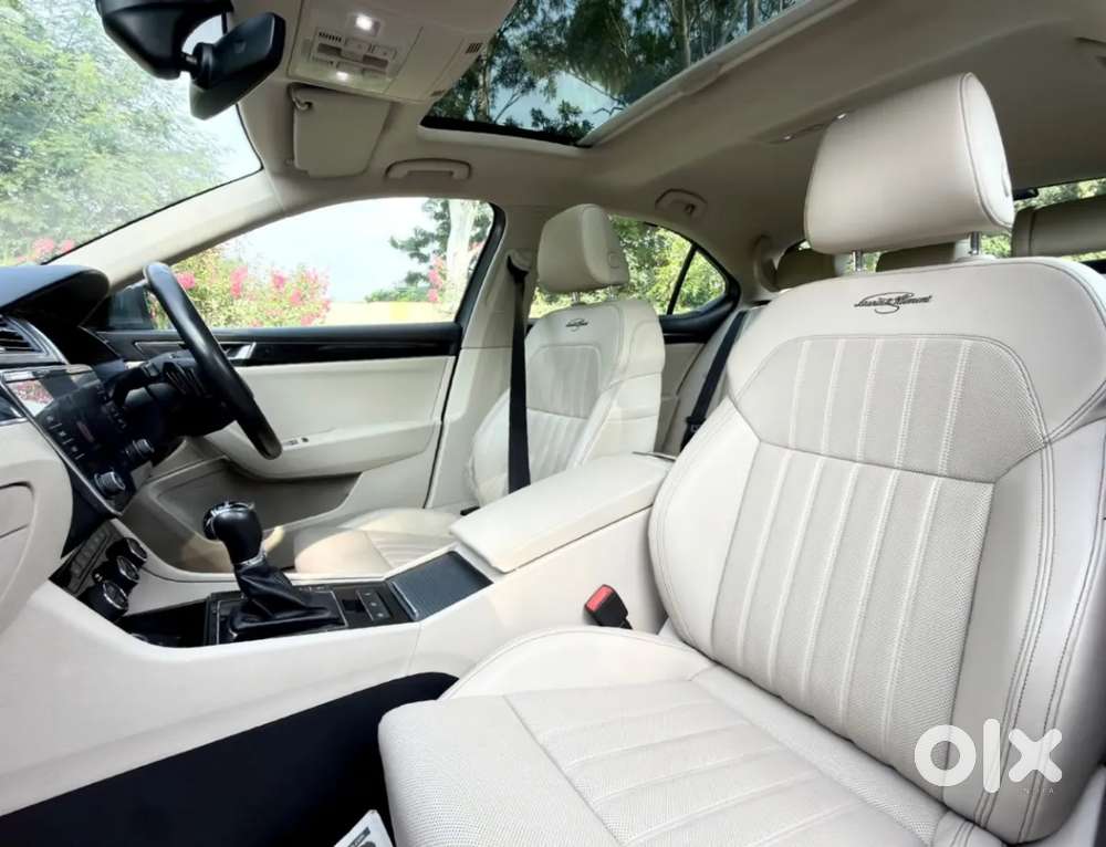 Skoda Superb 2.0 L&k Tsi At, 2022, Petrol