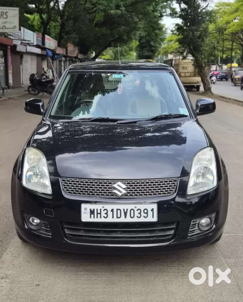Maruti Suzuki Swift Zxi Bsiv, 2011, Petrol