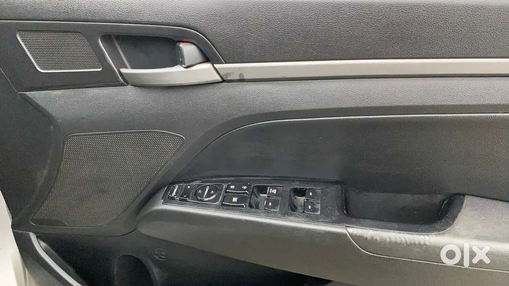 Hyundai New Elantra 1.5 Sx (o) Diesel At, 2018, Diesel