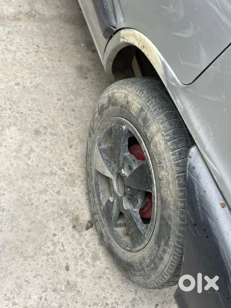 Maruti Suzuki 800 2005 Petrol Well Maintained