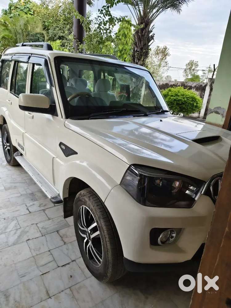Mahindra Scorpio Classic 2021 डीज़ल