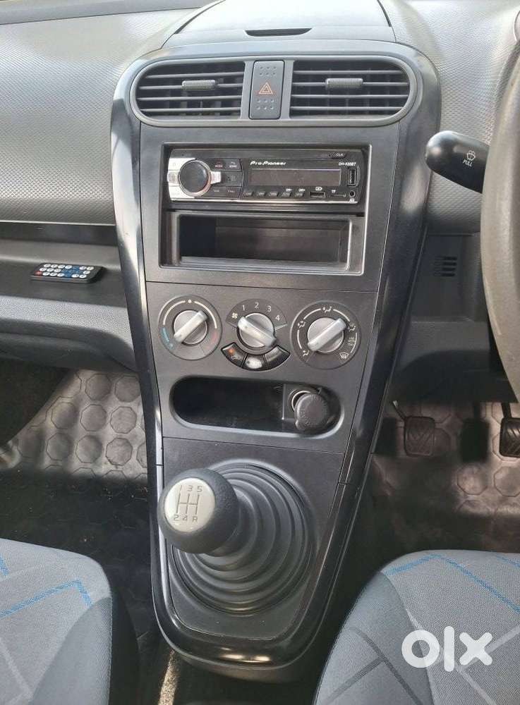 Maruti Suzuki Ritz Lxi, 2012, Petrol