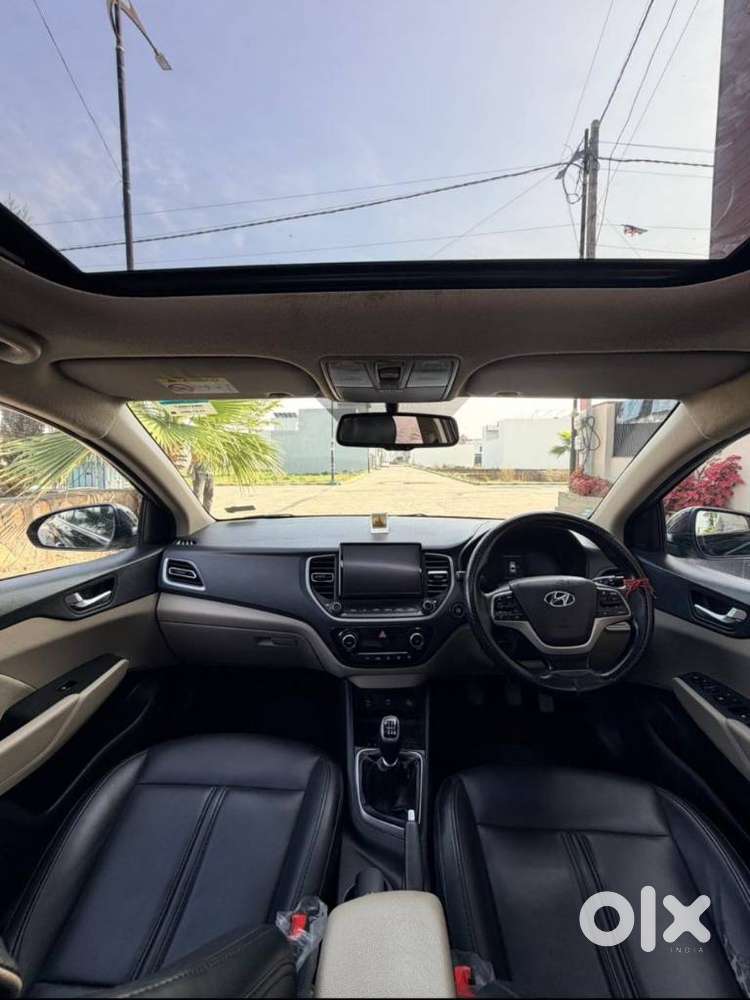 Hyundai Verna Crdi Vgt Sx 1.5, 2022, Diesel