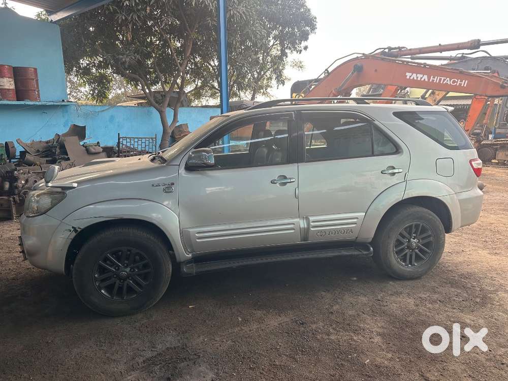 Toyota Fortuner 2011 Diesel Well Maintained