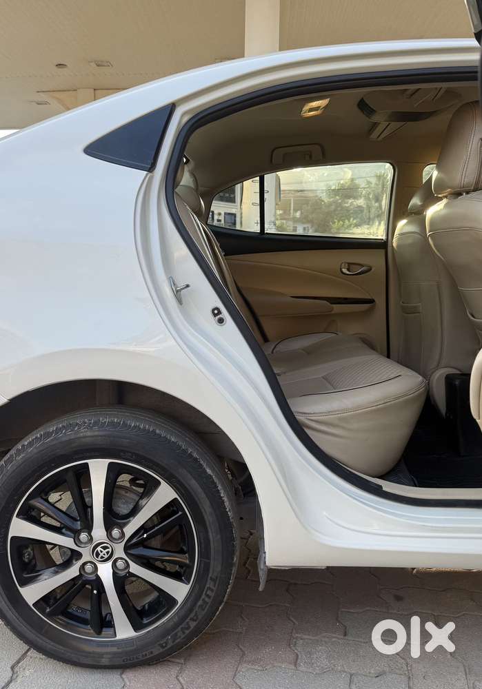 Toyota Yaris G Optional, 2021, Petrol