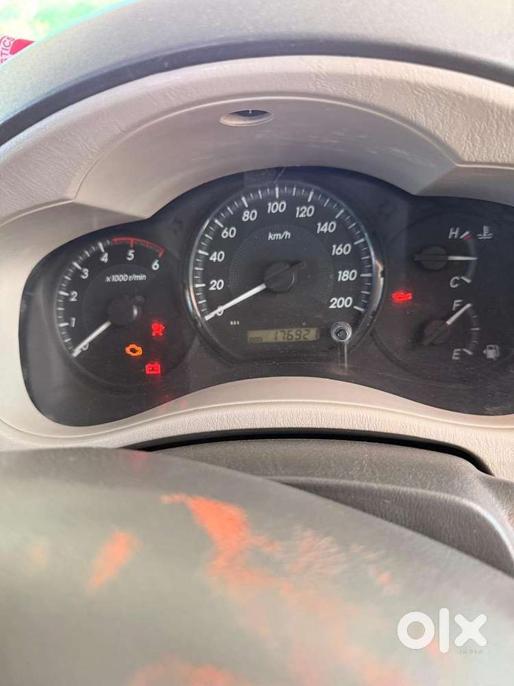 Toyota Innova 2013 Diesel Well Maintained