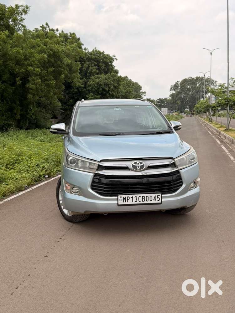Toyota Innova Crysta 2016 Diesel Well Maintained
