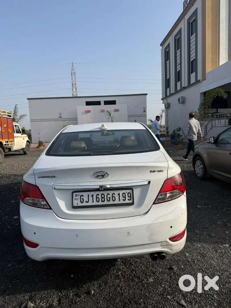 Hyundai Verna Sx Crdi 2013 Model