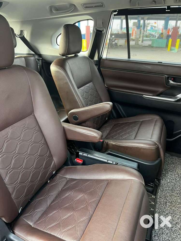 Toyota Innova Hycross 2024 Cng & Hybrids Well Maintained