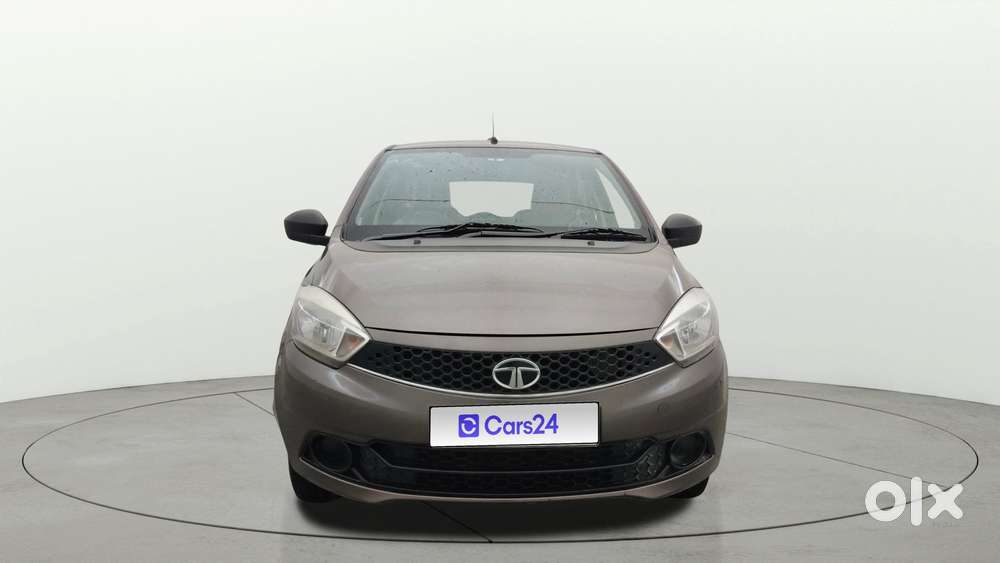 Tata Tiago Xe, 2019, Petrol