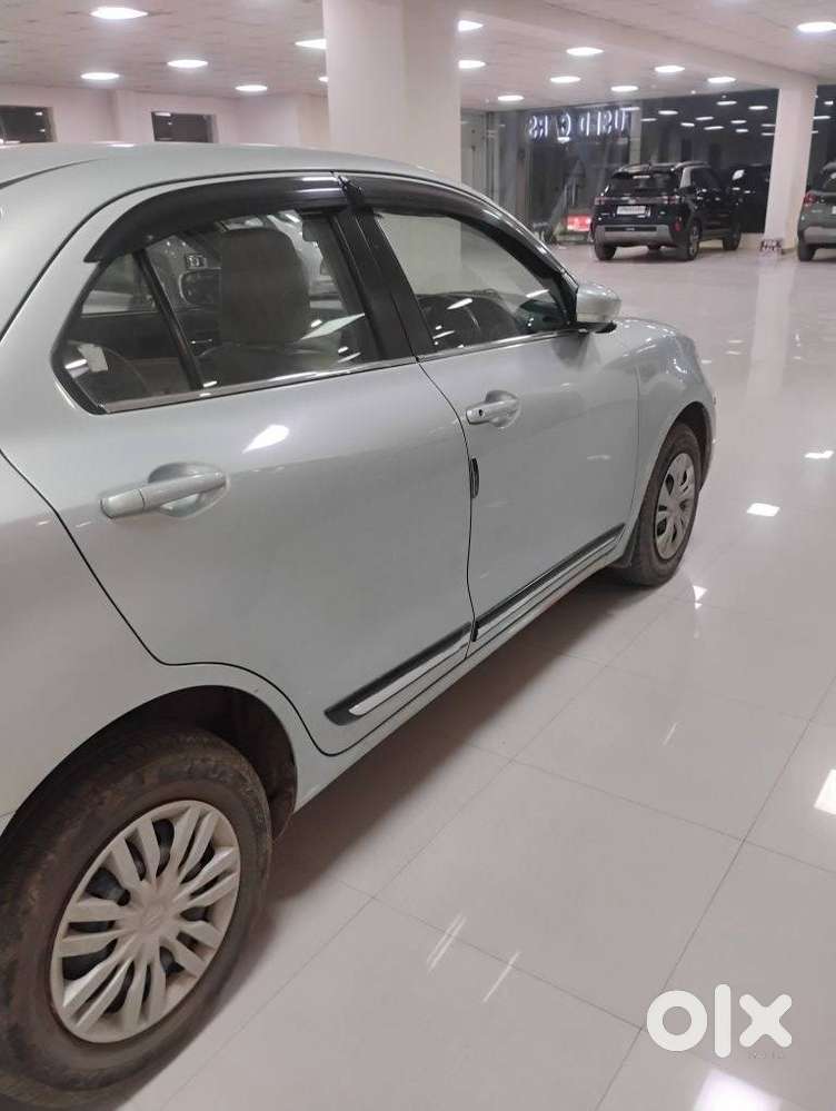 Maruti Suzuki Dzire 1.2 Vxi, 2024, Petrol
