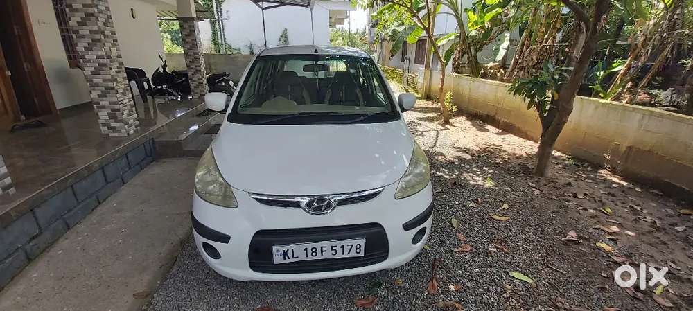 Hyundai I10 2011 Petrol 11000 Km Driven