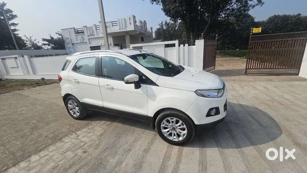 Ford Ecosport 2015 Petrol 98000 Km Driven Newly Condition