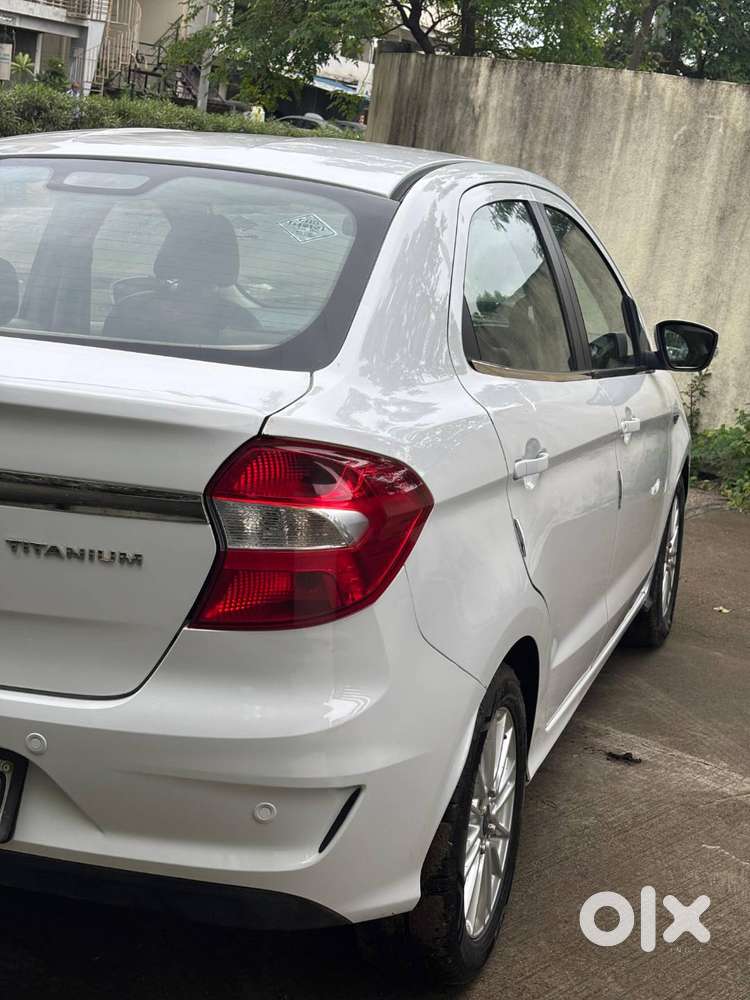 Ford Figo Aspire Petrol+ 3rd Party Cng Fitted. Manual - Transmission.