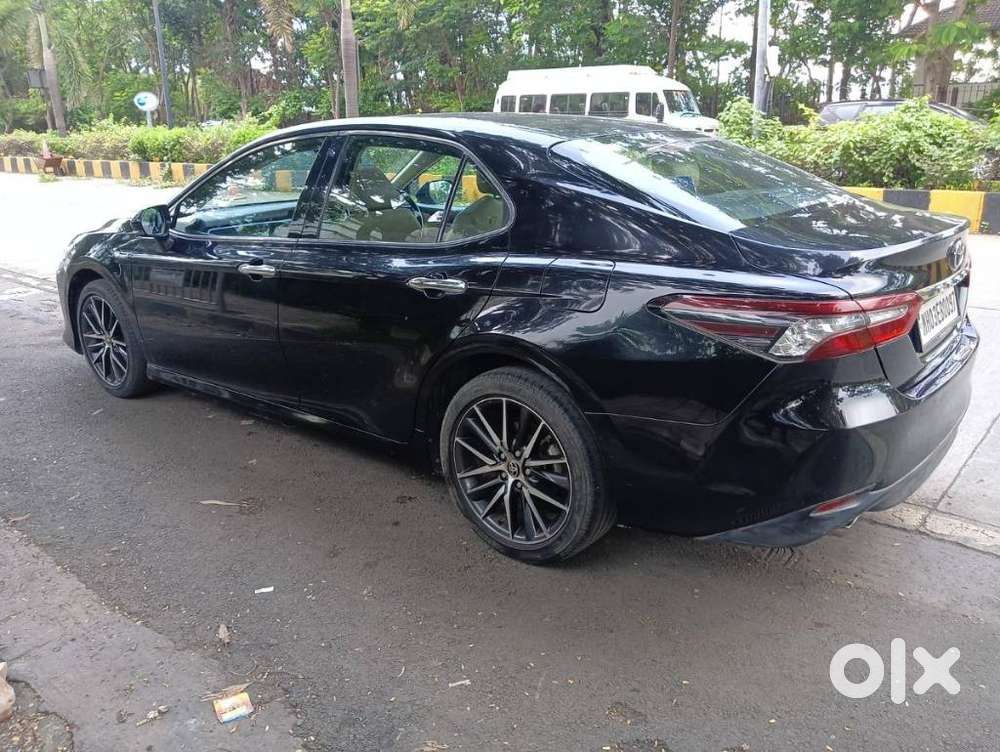 Toyota Camry Hybrid, 2022, Cng & Hybrids