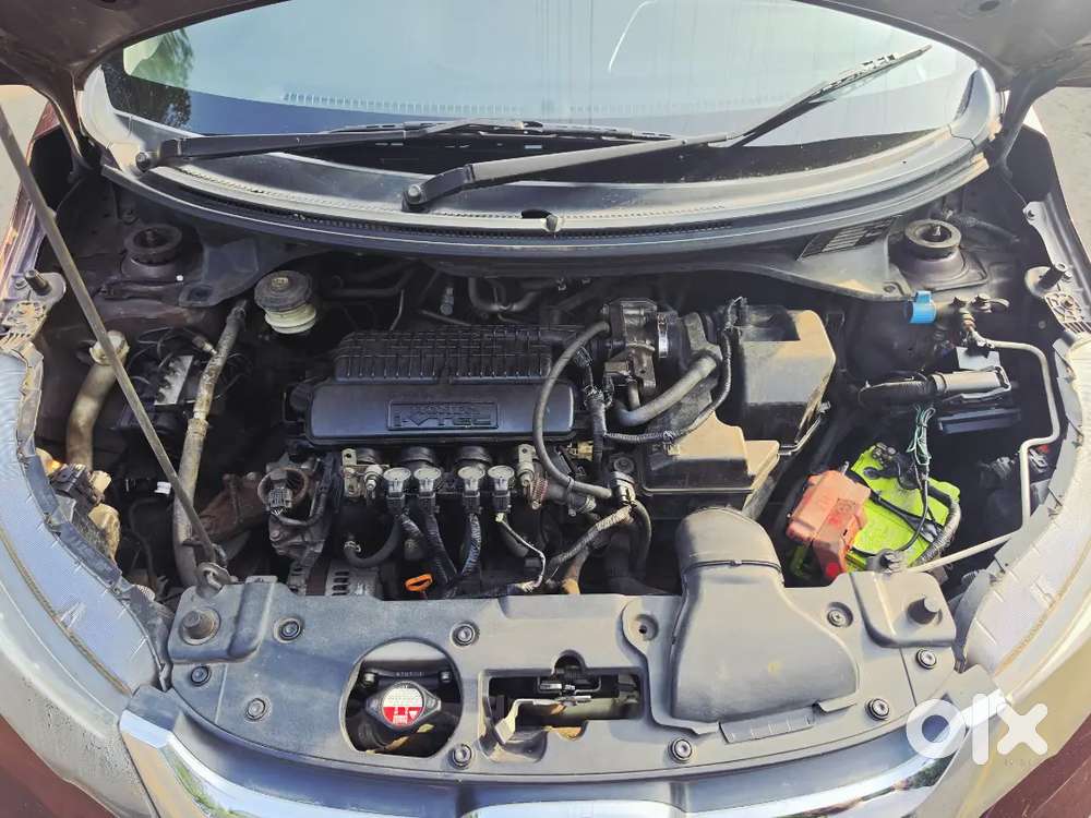 Honda Br-v 2017 Smt I-vtec Petrol/cng Take And Drive Condition.
