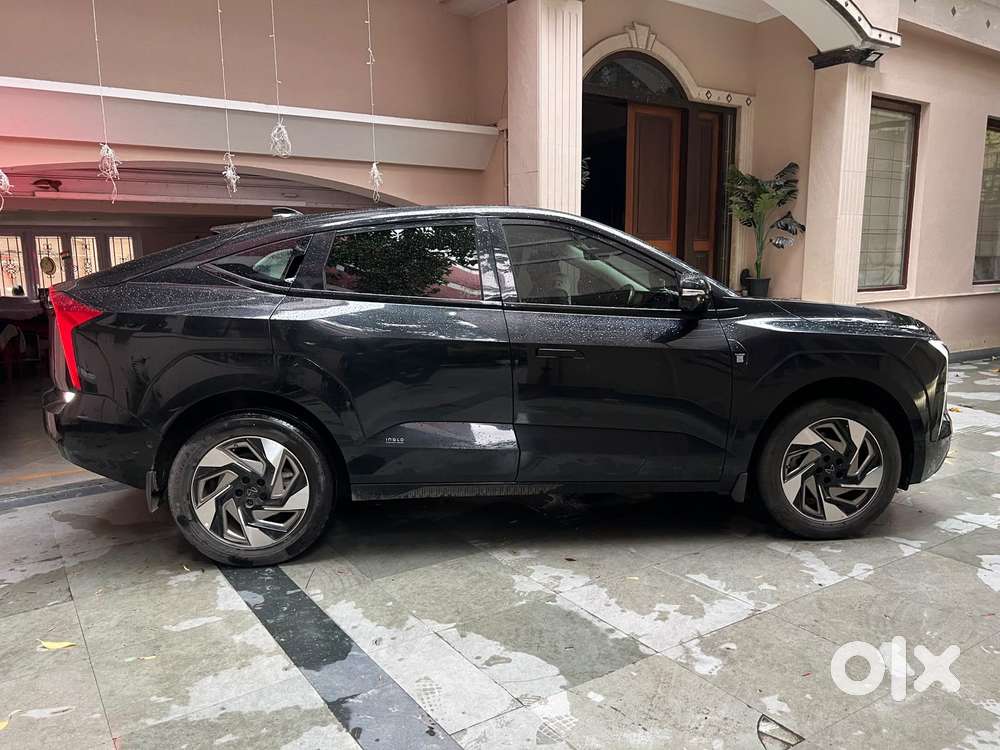 Mahindra Xev 9e Pack Three (top Model), 2025, Electric