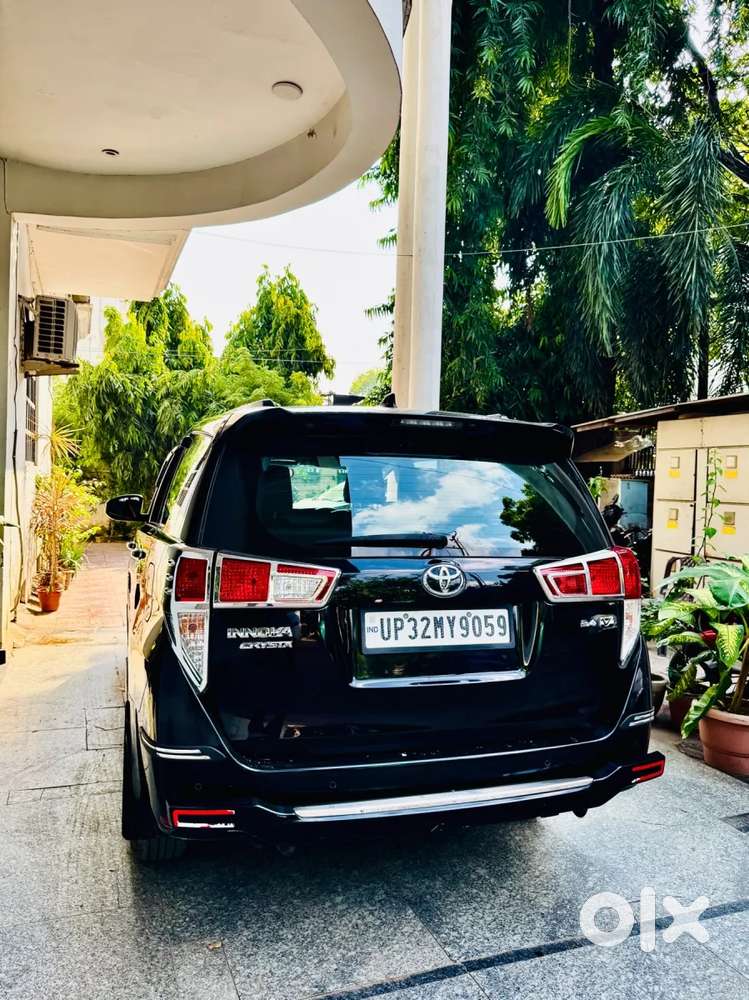 Toyota Innova Crysta [2020-ongoing] 2.4 Vx 7 Str, 2022, Diesel