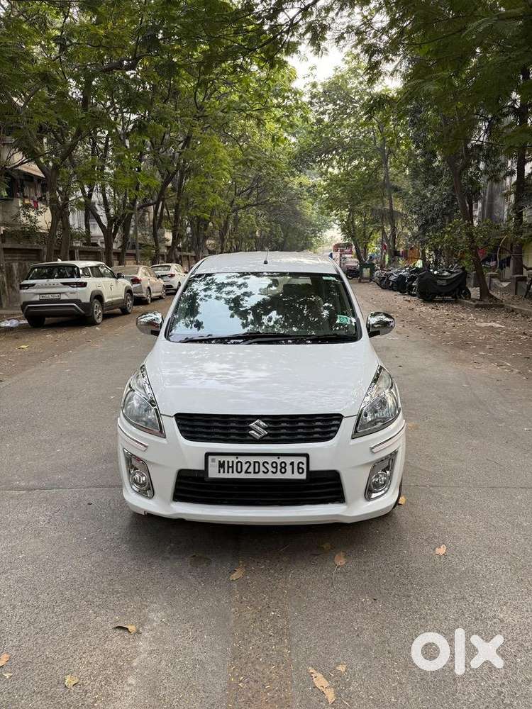 Maruti Suzuki Ertiga Vxi Petrol/cng