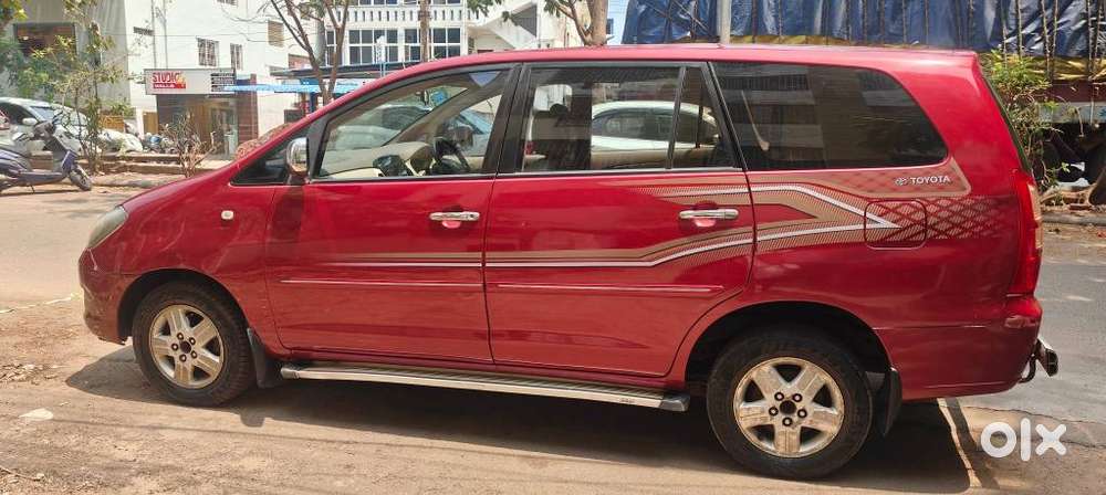 Toyota Innova 2.5 Vx 8 Seater Bs Iv, 2007, Diesel