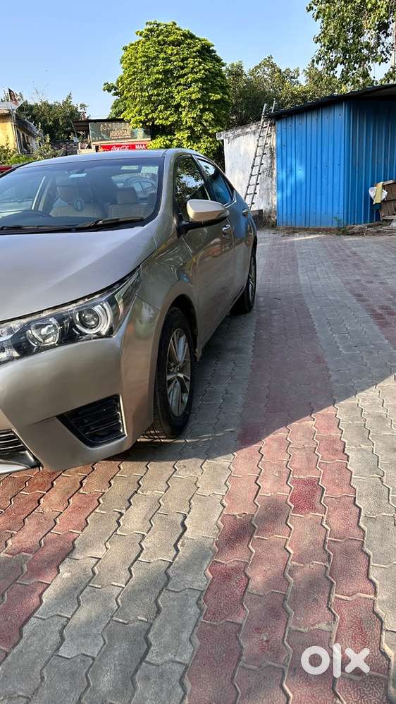 Toyota Corolla Altis Diesel 2015 (push Button Start )