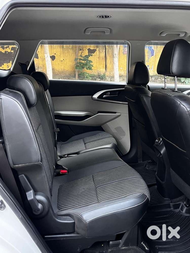 Kia Carens 1.4 Prestige 7 Str, 2023, Petrol